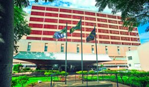 Após decretar estado de emergência, HU recebe programa de recuperação
